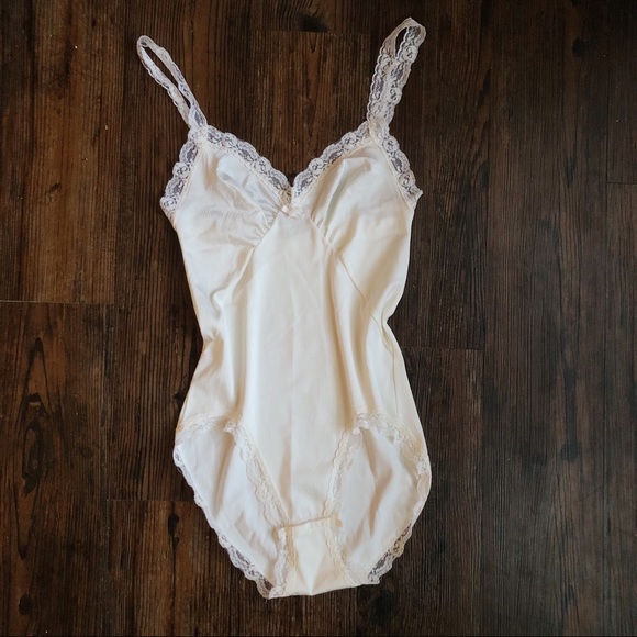 Vintage Other - Vintage Cream Lace Teddy Lingerie Bodysuit